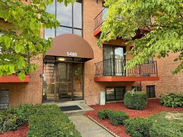 5486 Camelot Dr APT 32, Fairfield, OH 45014
