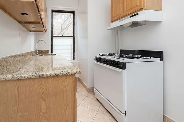 Rented by Engel and Volkers Brownstone Brooklyn | media 25