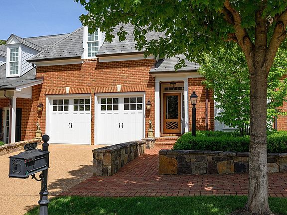 2nd image of 950 Marsh Ln