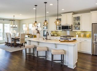 233 Splendor Cir, Murrells Inlet, SC 29576