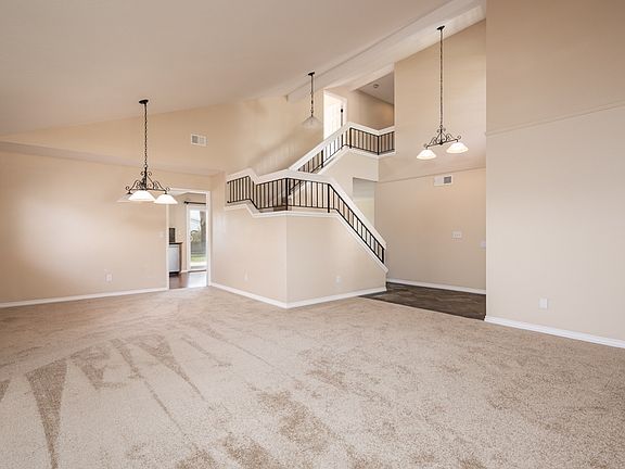 3rd image of 454 Smoky Cir