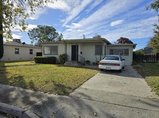 925 Delaware Ave, Los Banos, CA 93635