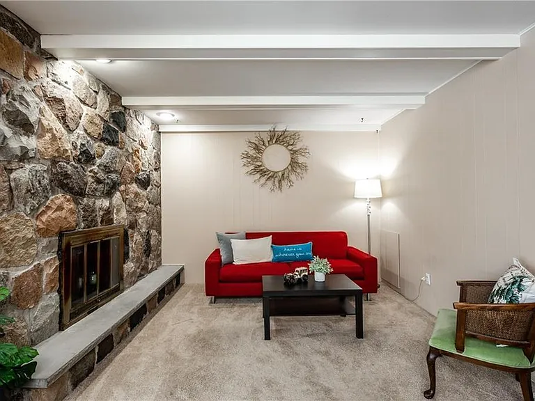 15236 Willowbrook Ln — Photo 22
