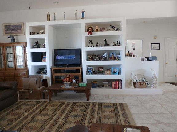 3rd image of 22529 W Laura St