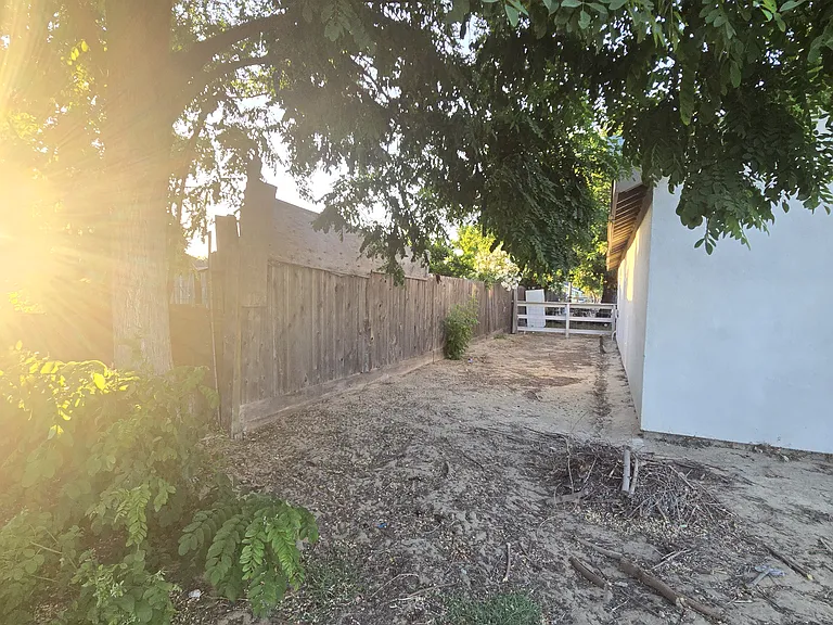 15603 W August Ave #C — Photo 26