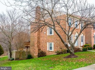 12101 Stallion Ct, Woodbridge, VA 22192