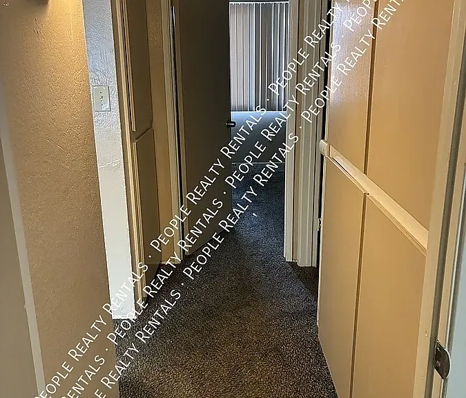 2714 S Real Rd #A — Photo 10