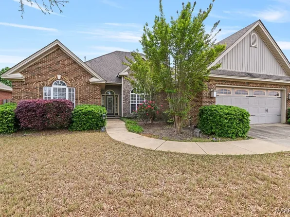 527 Overton Dr, Prattville, AL 36066