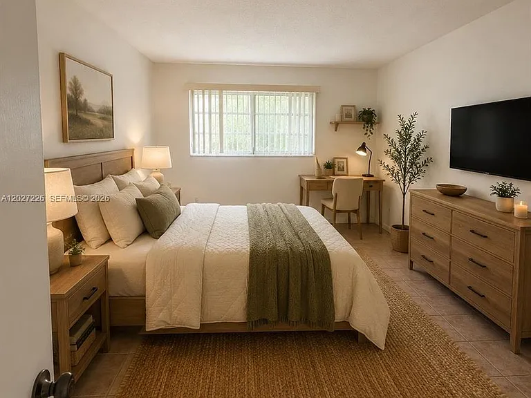 15205 NE 6th Ave #D303 — Photo 1