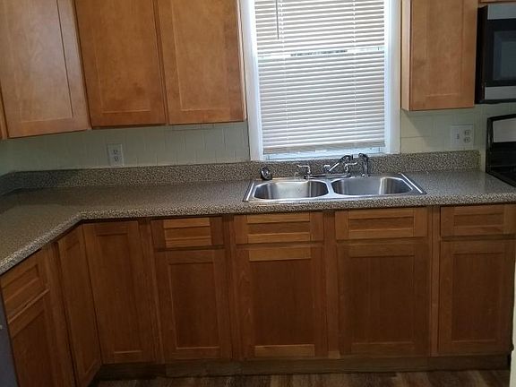 4th image of 65 Prospect Hill Ave #A