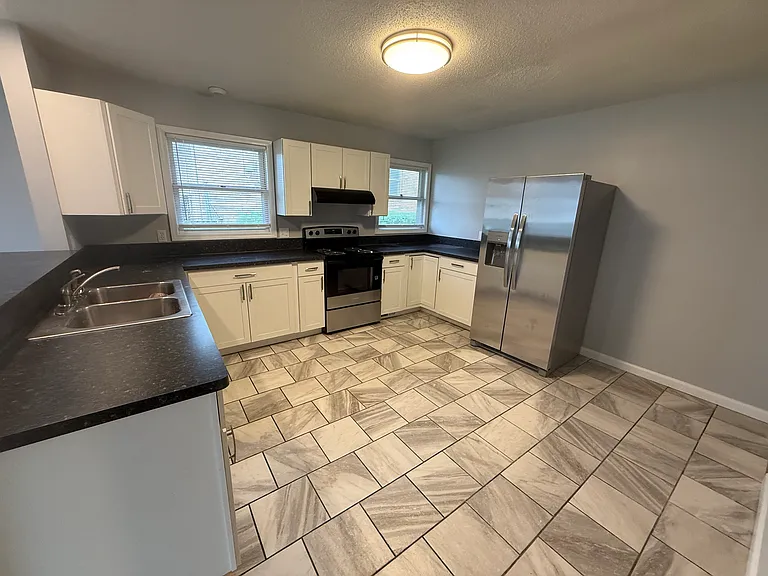 3402 Hummingbird Loop S — Photo 3