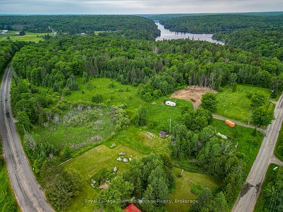 4th image of 2 Maple Island Rd