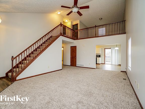 3rd image of 455 Dover Pond Dr