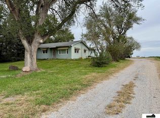 412 N 13th St, Tecumseh, NE 68450