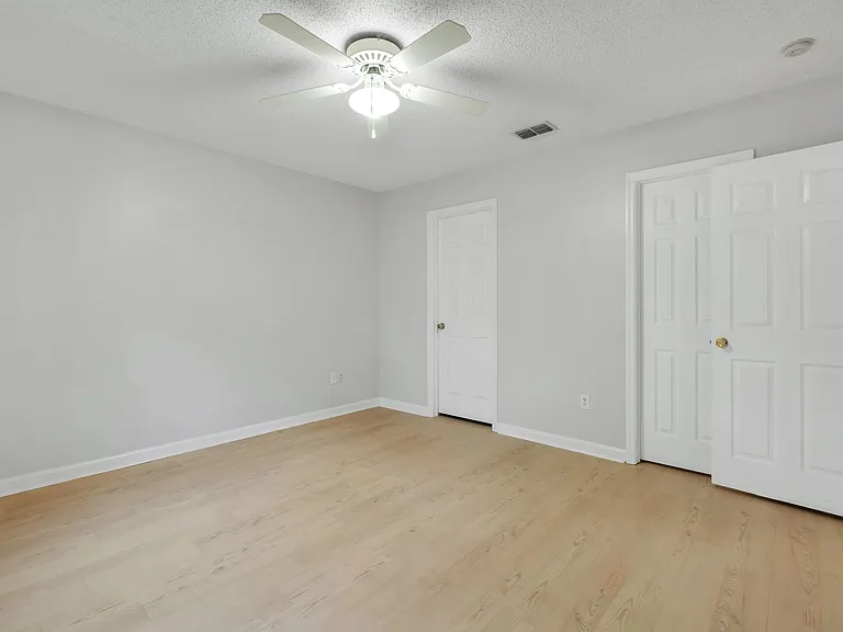 1940 Maymeadow Ln — Photo 10