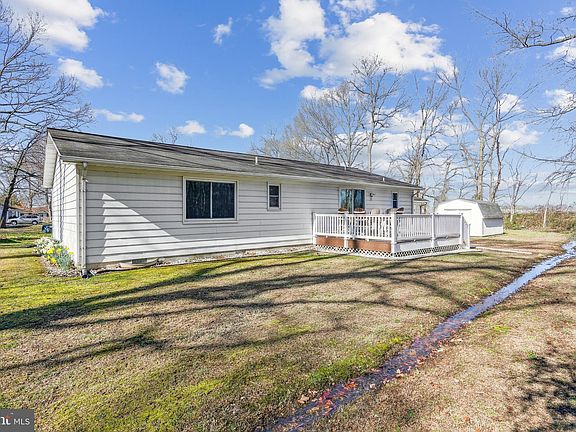 4th image of 521 Hazelwood Dr