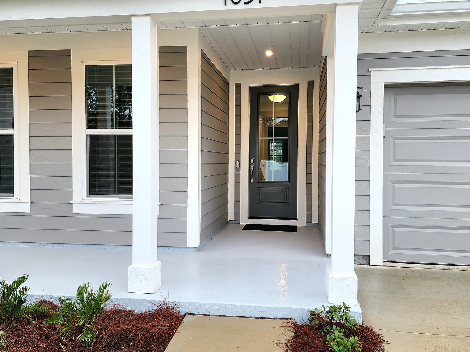4 bed, 2062 sqft, $3,400 — Photo 3