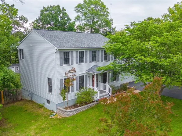 3707 Alberta Dr, Fredericksburg, VA 22408
