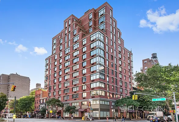 Rented by Highkey | media 8