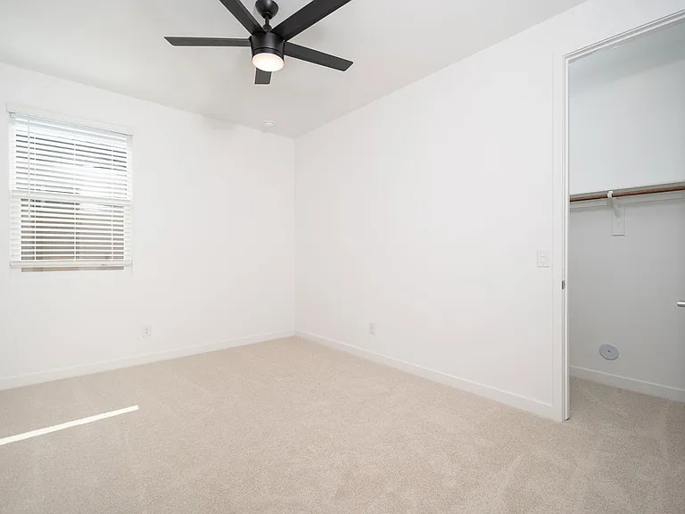 19214 W Marissa Dr — Photo 9