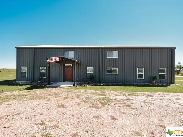 399 Slippery Elm Rd, Victoria, TX 77904