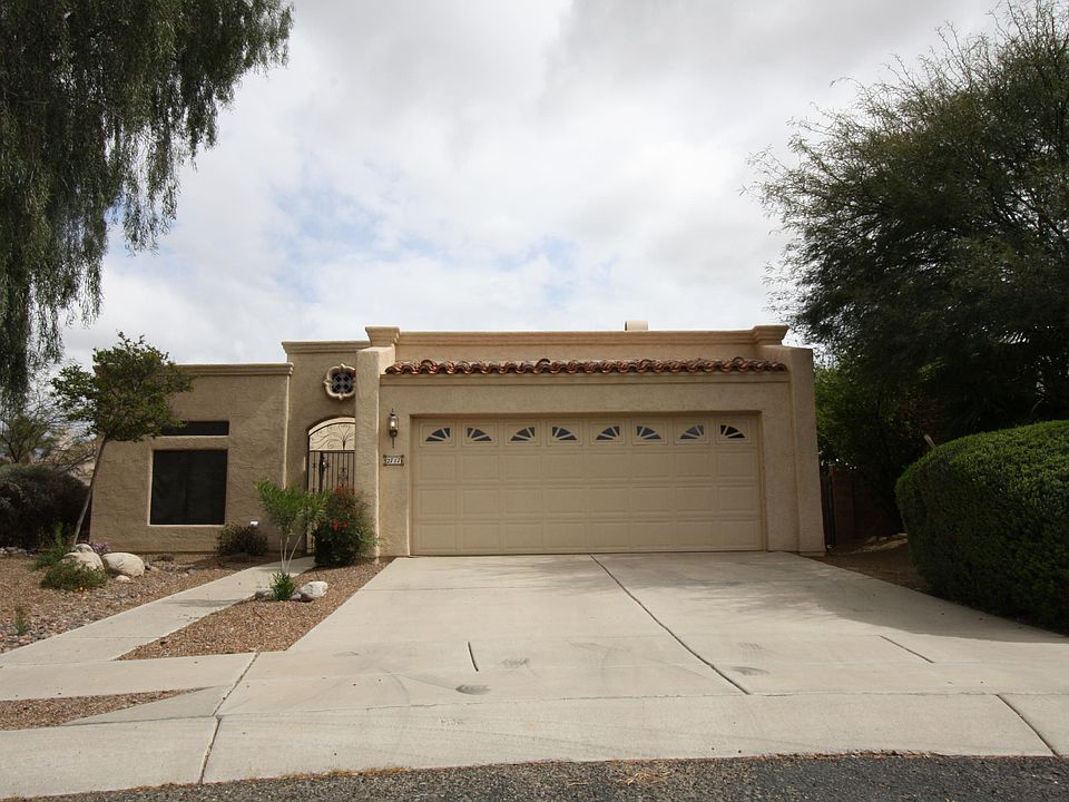 1st image of 2717 W Calle San Manuel