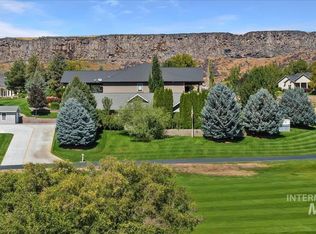 104 Riverside Ln, Buhl, ID 83316