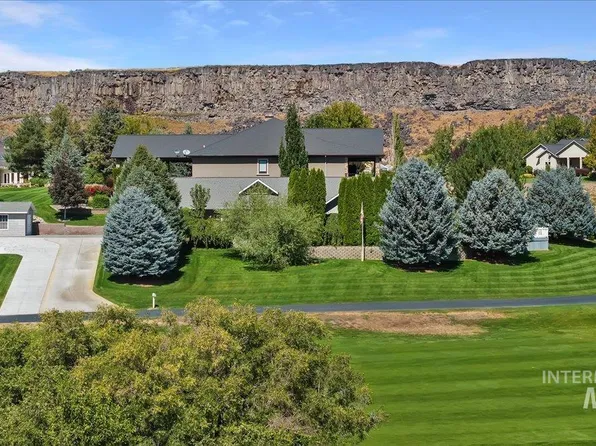 104 Riverside Ln, Buhl, ID 83316