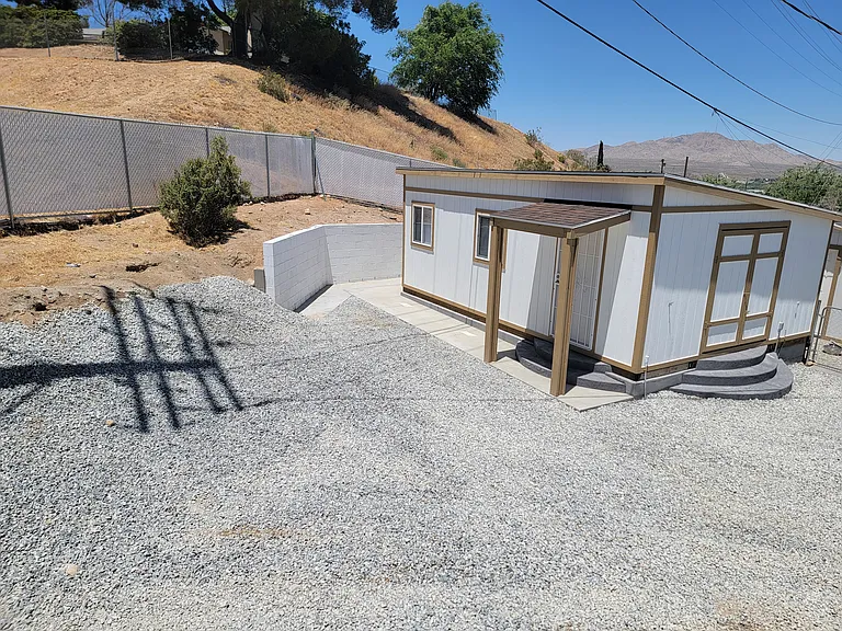 16786 Yucca Ave #B — Photo 10