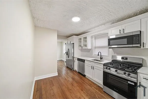 11743 S Princeton Ave — Photo 9