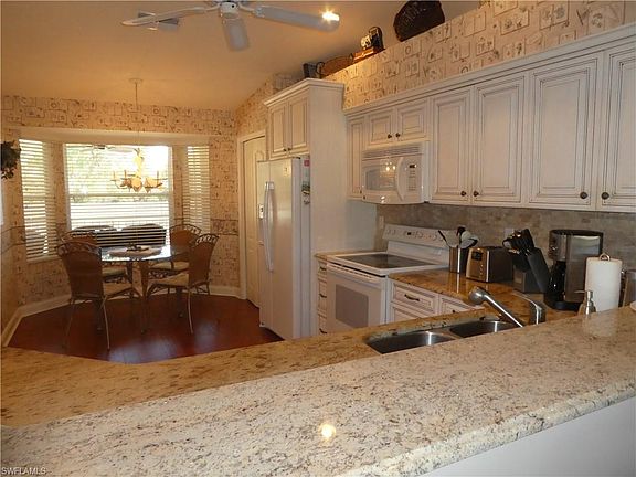 5th image of 8605 Naples Heritage Dr #2-226