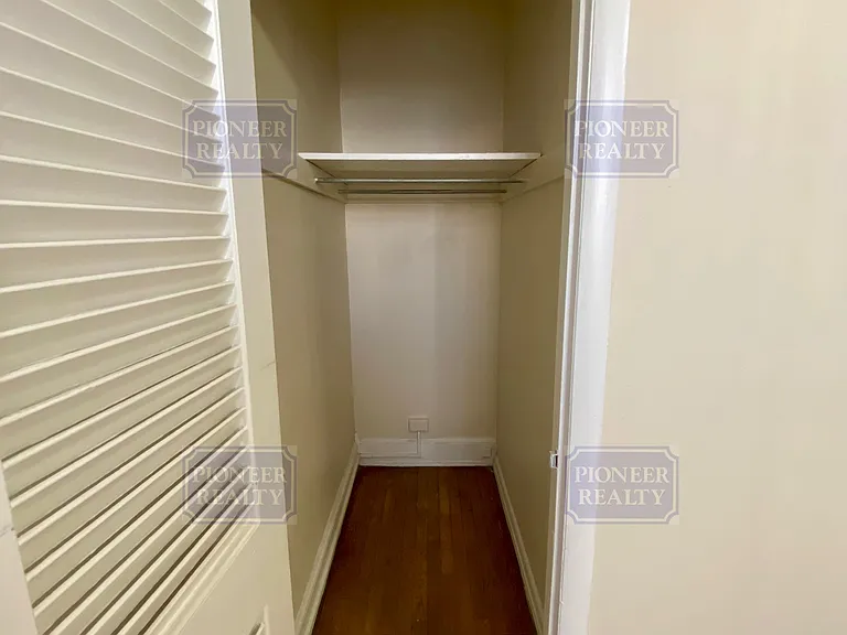 3110 Kensington Ave #4 — Photo 19