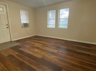 4823 9th St, Zephyrhills, FL 33542