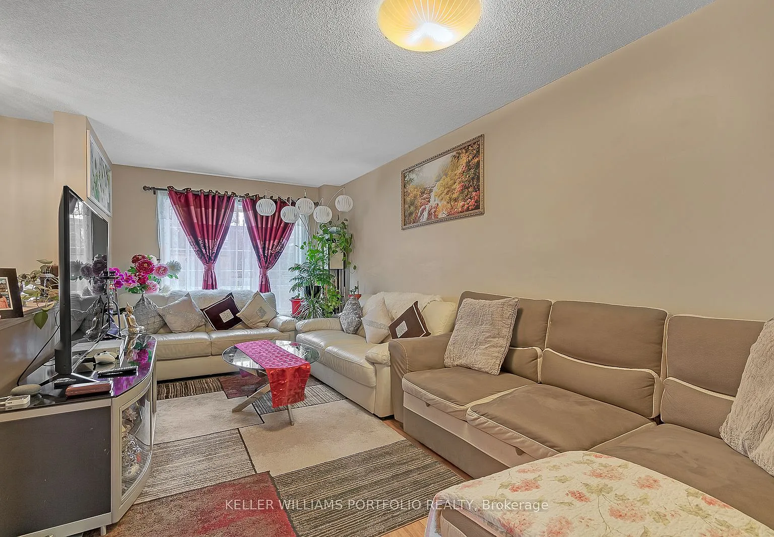 3 bed, $3,000 — Photo 4