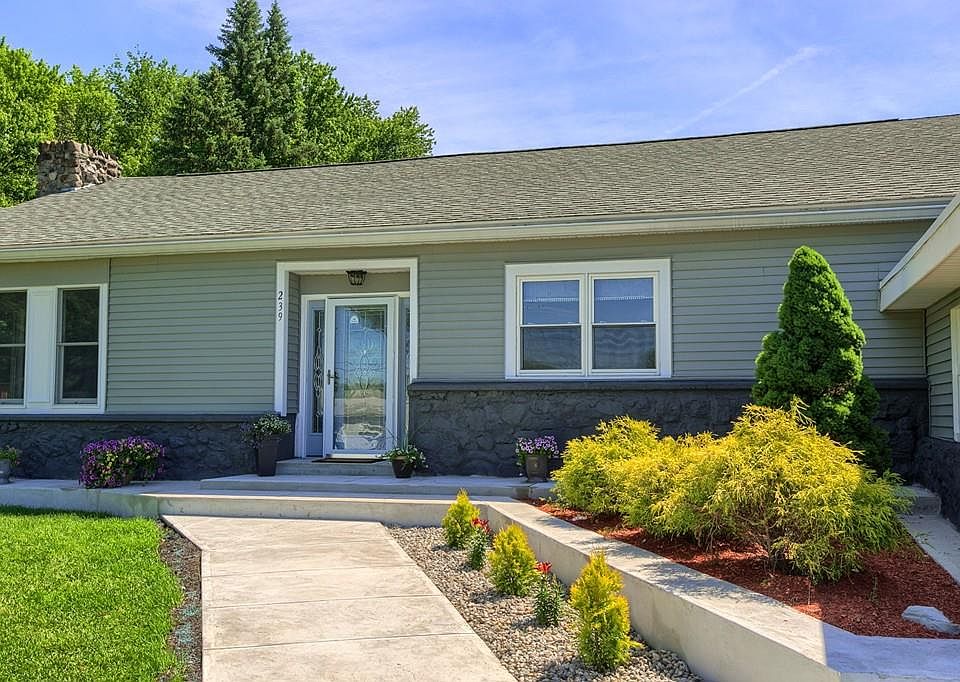 239 Fiske St, Tewksbury, MA 01876 Zillow