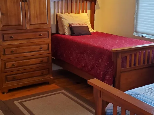 7417 Boulevard East image 13 of 15