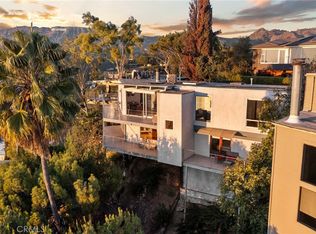 5675 Spreading Oak Dr, Los Angeles, CA 90068