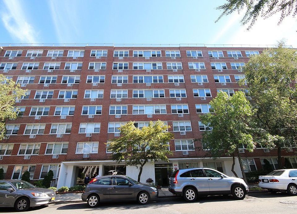 1st image of 172-70 Highland Ave #7M