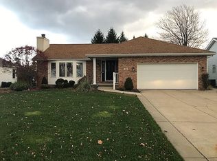 31 Cove Creek Run, Buffalo, NY 14224