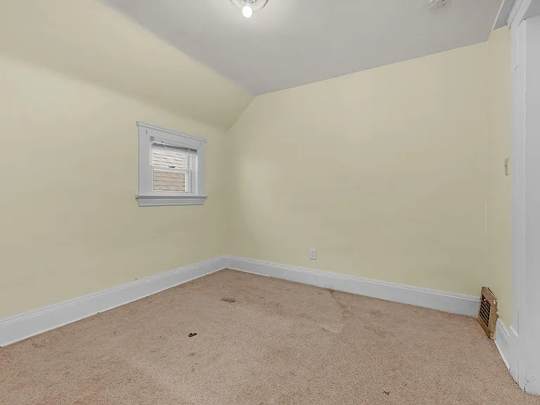 4125 Bucyrus Ave #2 — Photo 15