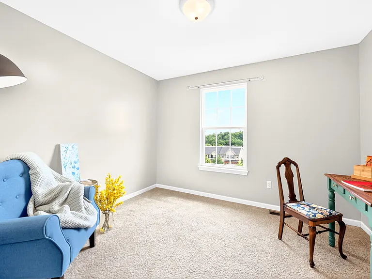 108 Noble Woods Dr — Photo 7