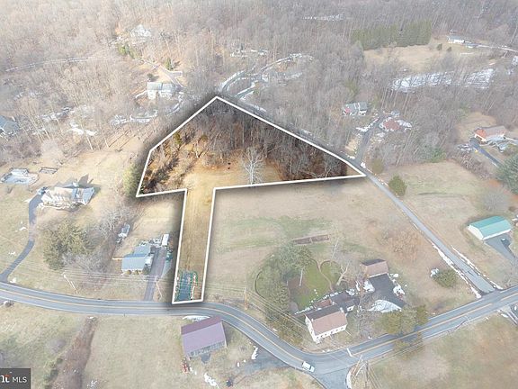 2nd image of 1615 Saint Peters Rd