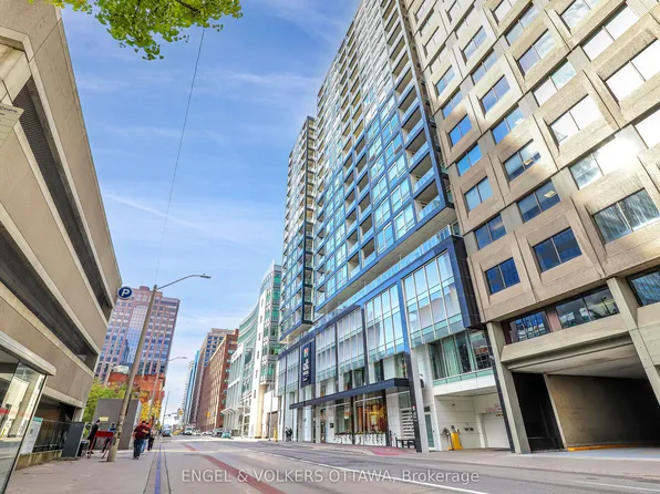 199 Slater St #2203, Ottawa, ON K1P 0C8
