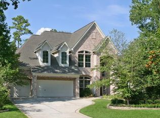 18 Lenox Hill Dr, The Woodlands, TX 77382