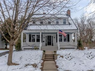 87 Fairmount Ter, Fairfield, CT 06825