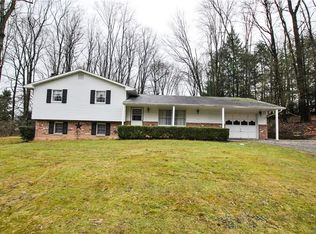 131 Rockdale Rd, Butler, PA 16002