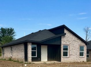 825 Elm St, Seminole, OK 74868