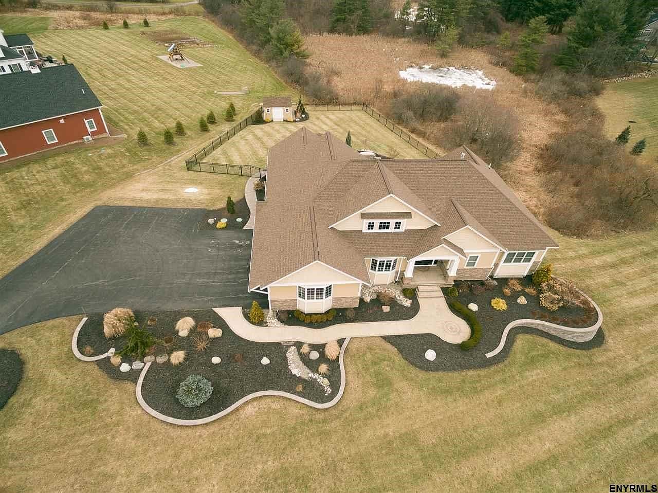 7 Carriage Run, Burnt Hills, NY 12027 Zillow