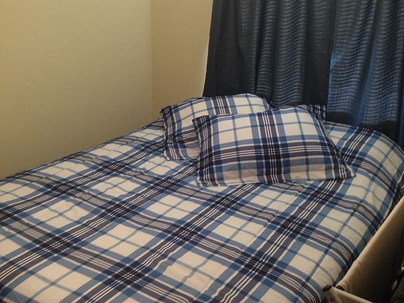 Guest Bedroom (B/R #2)