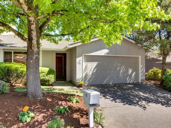 11 Britten Ct, Lake Oswego, OR 97035